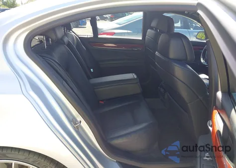 2011 BMW 750I z USA, uszkodzony, nr VIN WBAKA8C56BC446857